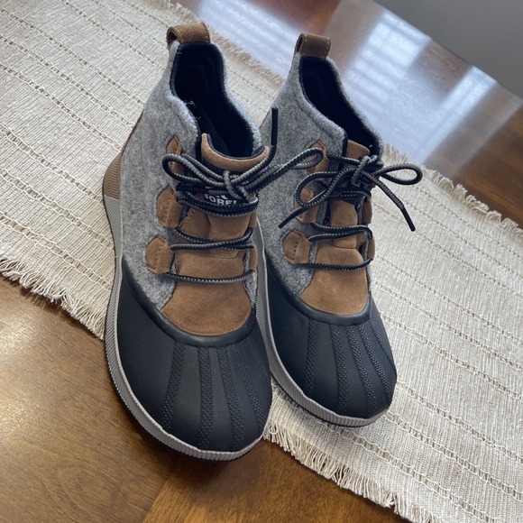 Sorel Shoes - Sorrel Out N About 3 Classic Waterproof Women's Boot Size 9.5